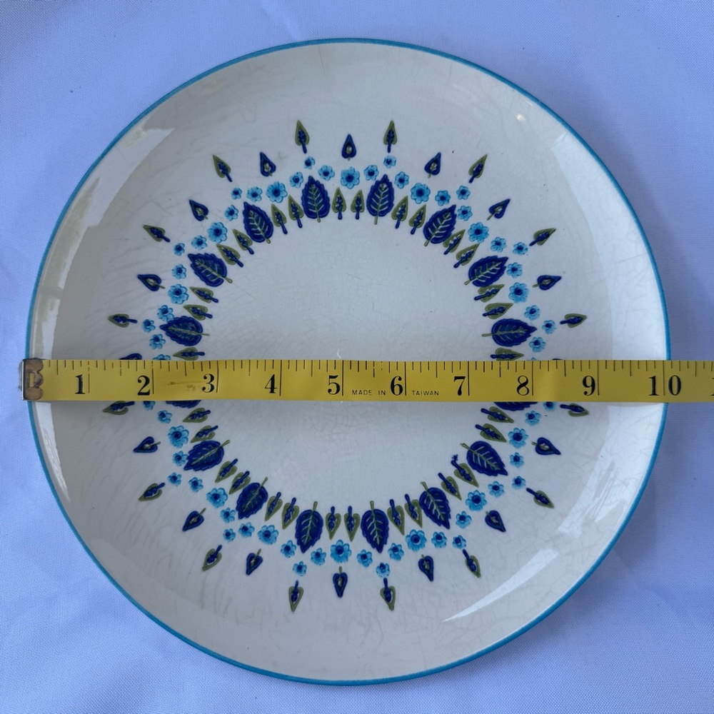 Vintage 1950s Mid Century Modern Stetson Marcrest Blue Patterned Dinner Plates - Picture 6 of 6